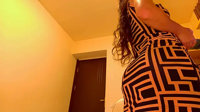Snapshot of purpleariellx chatting on 07-06-26, 10:45 purpleariellx online show from 07-06-26, 10:45