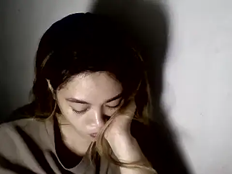 Snapshot of pinay4uwithagoodheart chatting on 12-14-24, 08:34 pinay4uwithagoodheart online show from 12-14-24, 08:34