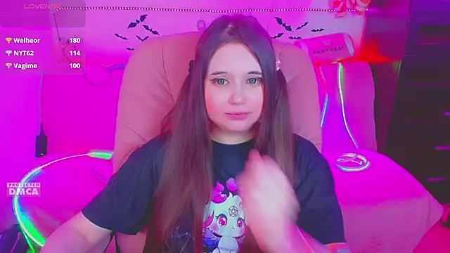 Lolisuccub online show from 04-19-26, 06:10