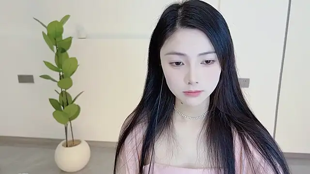 HaagenDazs  online show from 03-08-25, 01:06