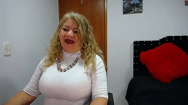 Ursulawhite69 online show from 01-26-25, 03:59