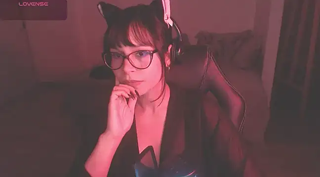 Snapshot of modjo_ chatting on 12-24-24, 08:11 modjo online show from 12-24-24, 08:11