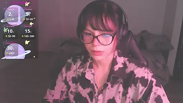 Snapshot of modjo_ chatting on 11-17-25, 04:07 modjo online show from 11-17-25, 04:07