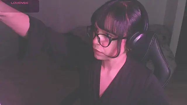 Snapshot of modjo_ chatting on 11-23-25, 06:57 modjo online show from 11-23-25, 06:57