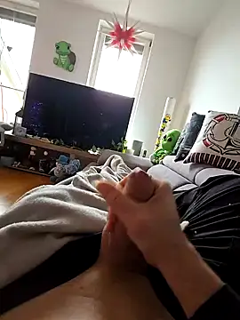 Snapshot of lovebbwgirly chatting on 12-27-24, 12:45 lovebbwgirly online show from 12-27-24, 12:45