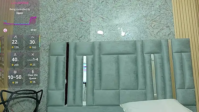 veronicaroose  online show from 05-09-26, 12:54