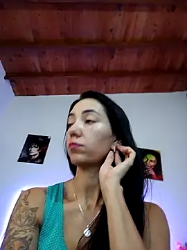 LunaZambrano online show from 02-28-25, 03:48