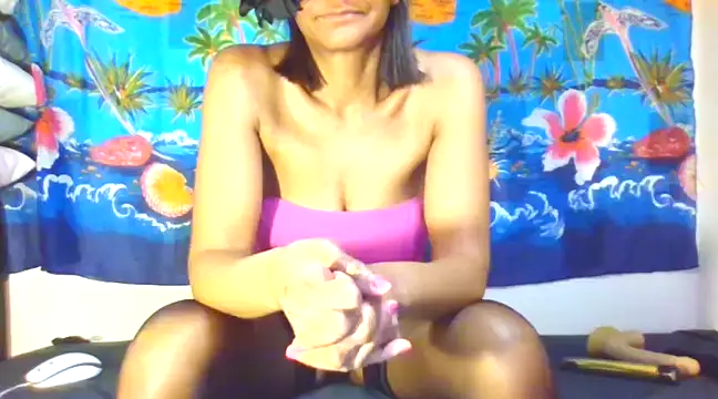 laetitiafun online show from 03-03-25, 06:44