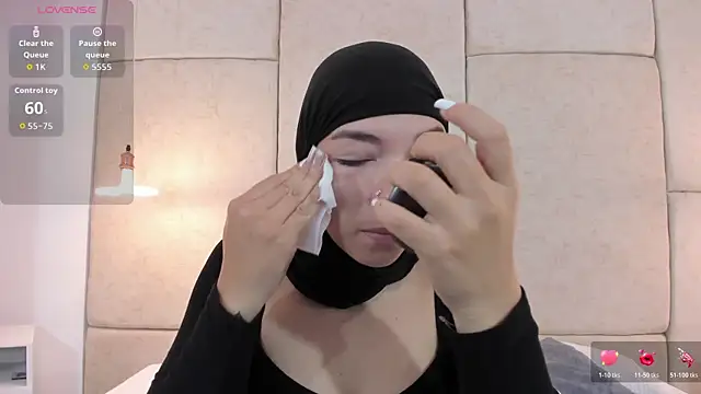 aisha vs online show from 01-17-26, 12:21