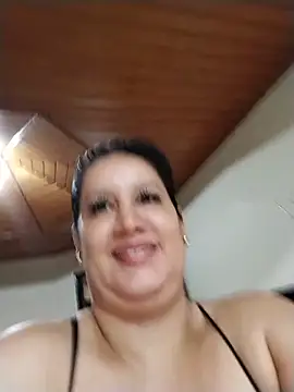Snapshot of keilymadam chatting on 06-19-26, 01:48 keilymadam online show from 06-19-26, 01:48