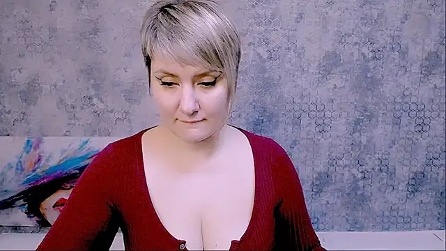 Snapshot of Djullia chatting on 02-20-25, 03:19 Djullia online show from 02-20-25, 03:19