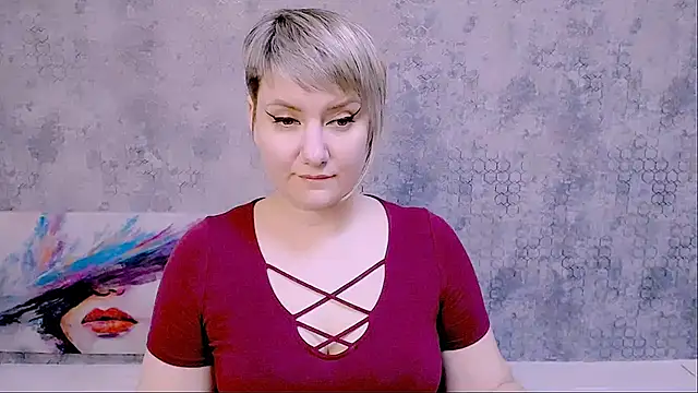 Snapshot of Djullia chatting on 03-01-25, 03:27 Djullia online show from 03-01-25, 03:27