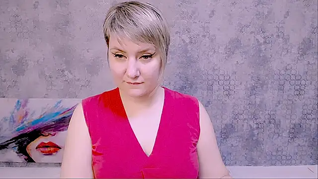 Snapshot of Djullia chatting on 03-03-25, 03:20 Djullia online show from 03-03-25, 03:20