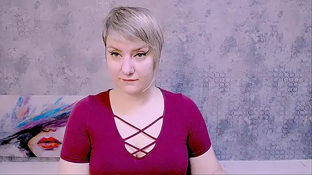 Snapshot of Djullia chatting on 03-08-25, 06:10 Djullia online show from 03-08-25, 06:10