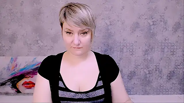 Snapshot of Djullia chatting on 03-17-25, 09:12 Djullia online show from 03-17-25, 09:12