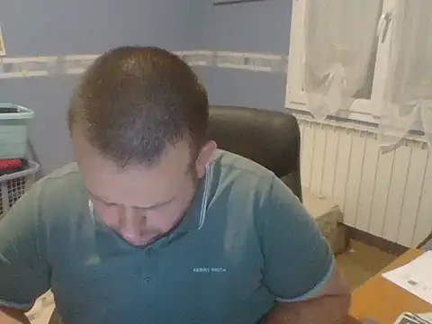 Snapshot of manubm03 chatting on 02-10-26, 04:22 manubm03 online show from 02-10-26, 04:22