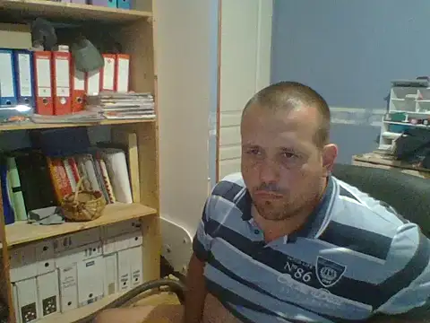Snapshot of manubm03 chatting on 07-22-26, 10:18 manubm03 online show from 07-22-26, 10:18