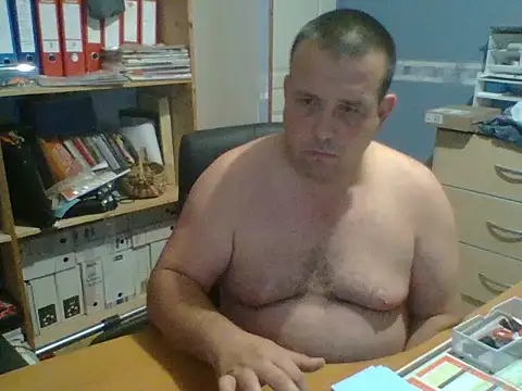 Snapshot of manubm03 chatting on 08-01-26, 04:56 manubm03 online show from 08-01-26, 04:56