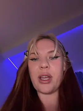 AnjaAmelia online show from 04-01-26, 06:49