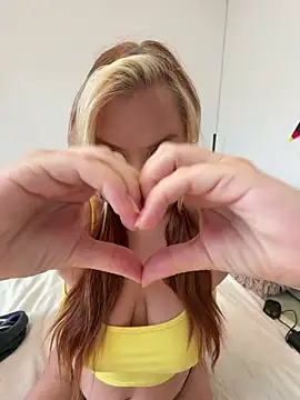 Snapshot of AnjaAmelia chatting on 07-01-26, 10:50 AnjaAmelia online show from 07-01-26, 10:50