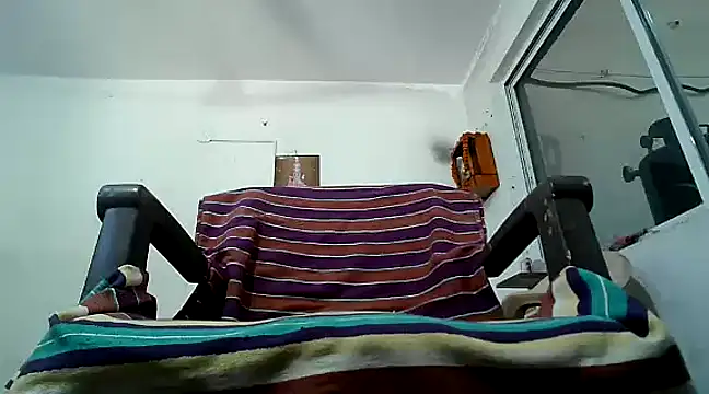 Snapshot of manan28 chatting on 12-15-24, 05:13 manan28 online show from 12-15-24, 05:13