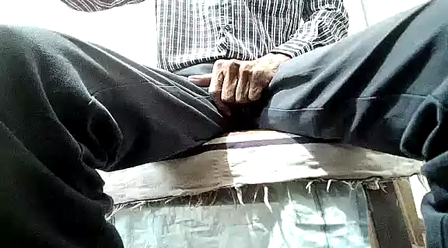 Snapshot of manan28 chatting on 12-21-24, 04:41 manan28 online show from 12-21-24, 04:41