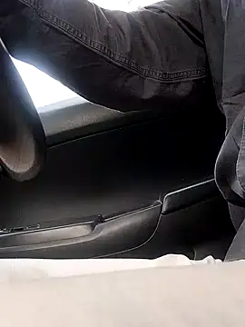 Snapshot of manan28 chatting on 12-26-24, 03:38 manan28 online show from 12-26-24, 03:38