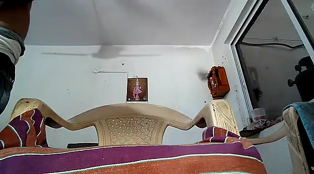 Snapshot of manan28 chatting on 02-09-25, 06:22 manan28 online show from 02-09-25, 06:22