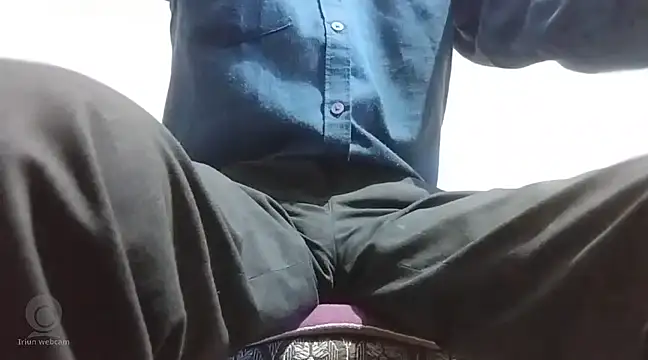 Snapshot of manan28 chatting on 02-15-25, 10:00 manan28 online show from 02-15-25, 10:00