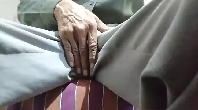 Snapshot of manan28 chatting on 02-20-25, 09:44 manan28 online show from 02-20-25, 09:44