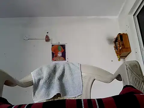 Snapshot of manan28 chatting on 11-14-25, 05:50 manan28 online show from 11-14-25, 05:50