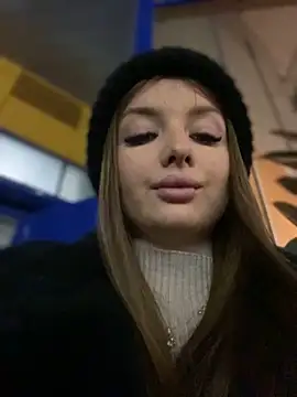 Snapshot of KrisMagnoly chatting on 12-05-24, 04:23 KrisMagnoly online show from 12-05-24, 04:23