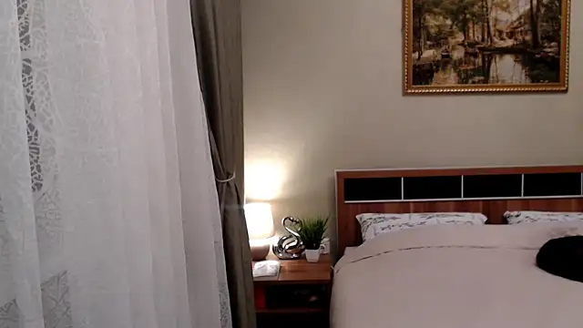 sensualEmilia online show from 01-15-26, 07:39