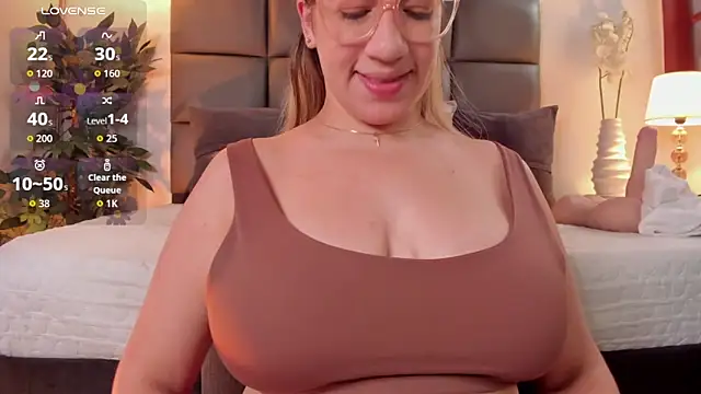 Antonellachic73 online show from 04-23-26, 07:05