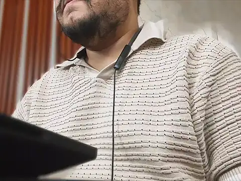 Snapshot of A4h_odin1 chatting on 10-15-25, 08:14 A4h odin1 online show from 10-15-25, 08:14