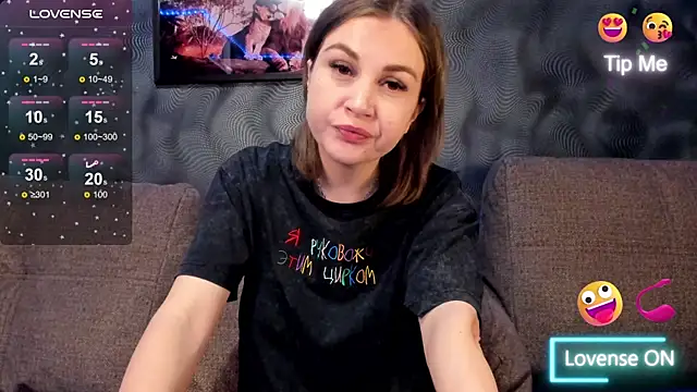 CassieMils online show from 06-19-26, 07:28