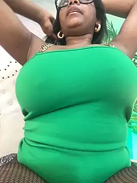 Snapshot of Tayra_Siny chatting on 01-16-25, 11:26 Tayra Siny online show from 01-16-25, 11:26