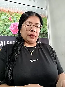   valentina18 online show from 05-29-26, 12:25
