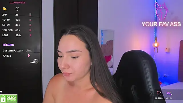 Snapshot of ava_blue chatting on 01-23-25, 10:54 ava blue online show from 01-23-25, 10:54