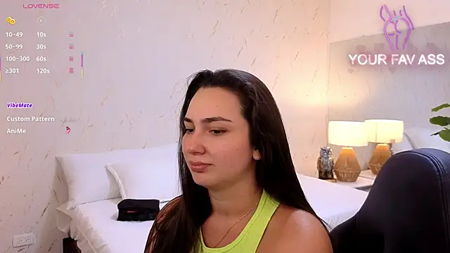 Snapshot of ava_blue chatting on 09-15-25, 07:36 ava blue online show from 09-15-25, 07:36