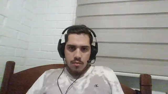 hung weeb online show from 12-04-24, 01:14