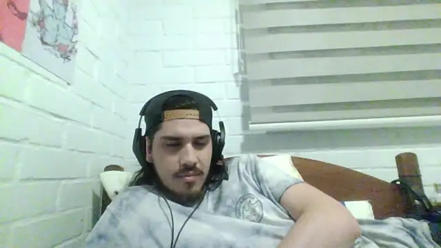 hung weeb online show from 12-16-24, 01:10