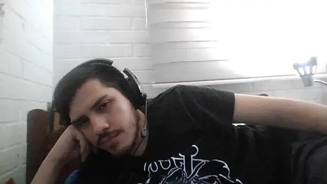 hung weeb online show from 03-05-25, 03:40