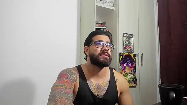 Snapshot of _Coddygold_ chatting on 07-05-26, 11:28 Coddygold online show from 07-05-26, 11:28
