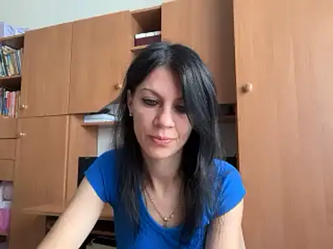 Snapshot of InjaAtHome chatting on 06-20-26, 09:45 InjaAtHome online show from 06-20-26, 09:45