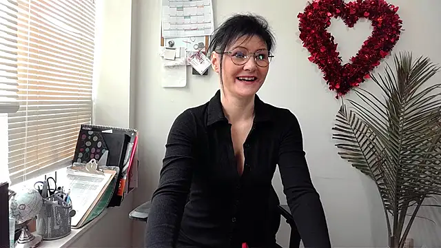 City Kat online show from 01-15-25, 04:00