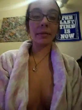 ashleybelle815 online show from 11-12-25, 02:34