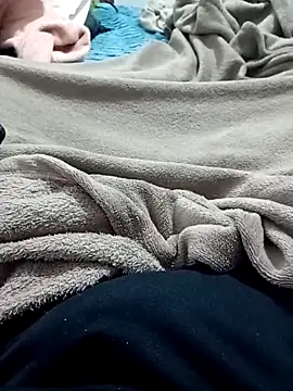 Santosgui14 online show from 09-08-25, 05:34