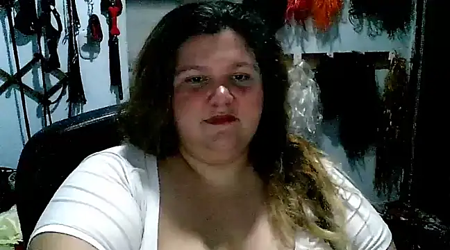 squirt322bbw online show from 02-16-25, 11:05