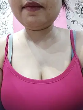Snapshot of soniya_cute chatting on 05-14-26, 06:47 soniya cute online show from 05-14-26, 06:47